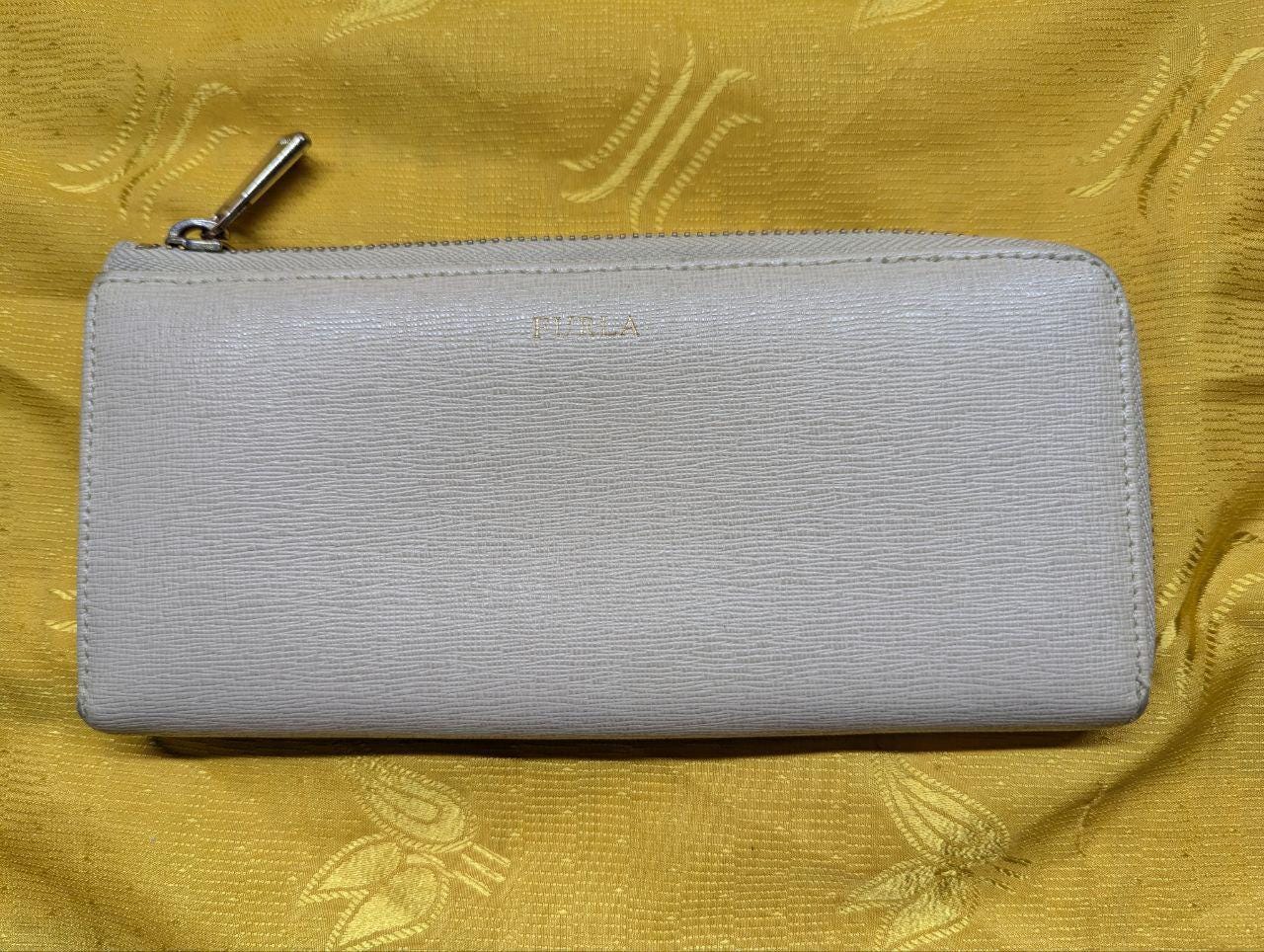 Pre-Owned Women's Authentic Leather Italian Long wallet FURLA , beige color