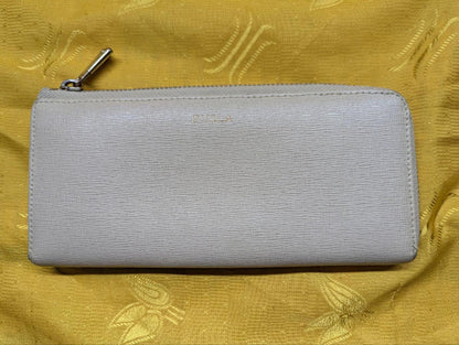 Pre-Owned Women's Authentic Leather Italian Long wallet FURLA , beige color