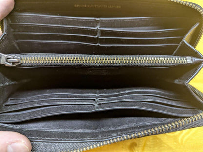 Vintage Pre-Owned Coach Long Zip-Around Wallet Genuine Glovetanned teather , Black