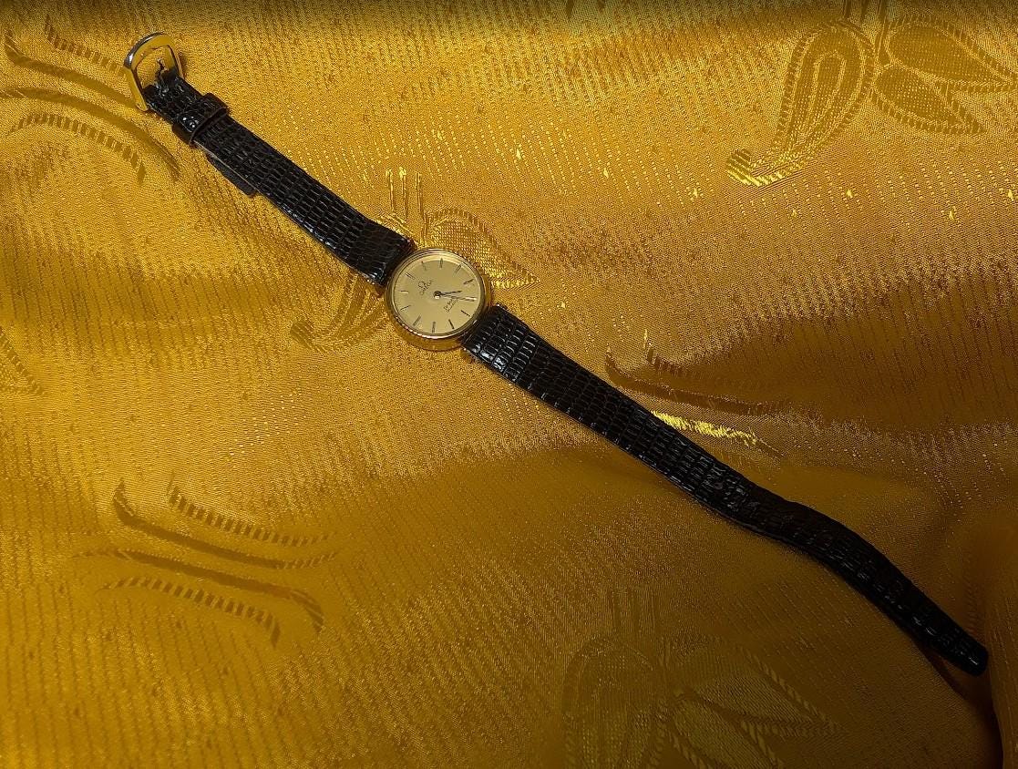 Vintage Pre-Owned Omega De Ville Quartz Cal.1350 Swiss Made Ladies Watch 21mm For Repair