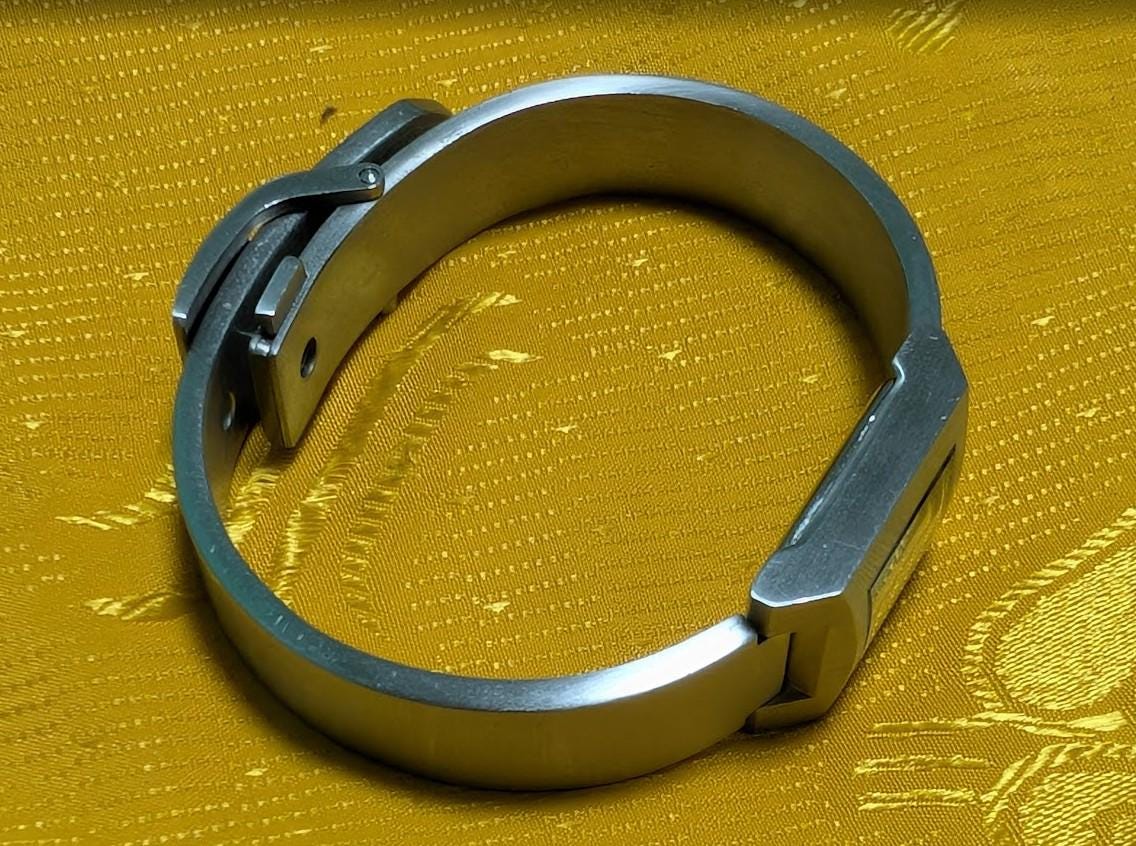 Vintage Pre-Owned Citizen Quartz 5930-S74709 Cuff Bracelet Watch Japan Rare Design For Repair