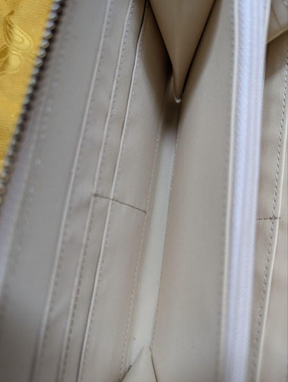 Pre-Owned Twany Long Wallet in Cream Ostrich Leather