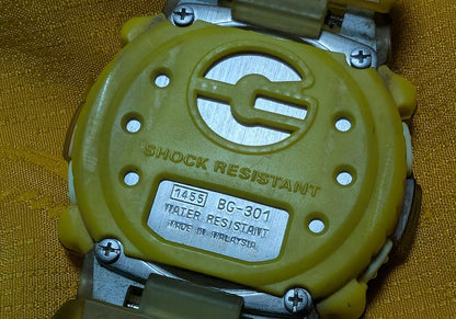 RARE Vintage Pre-Owned Casio Baby-G BG-301 Digital Watch Yellow Transparent Resin Strap Shock Resistant 100M Water Women.New Battery Case40mm