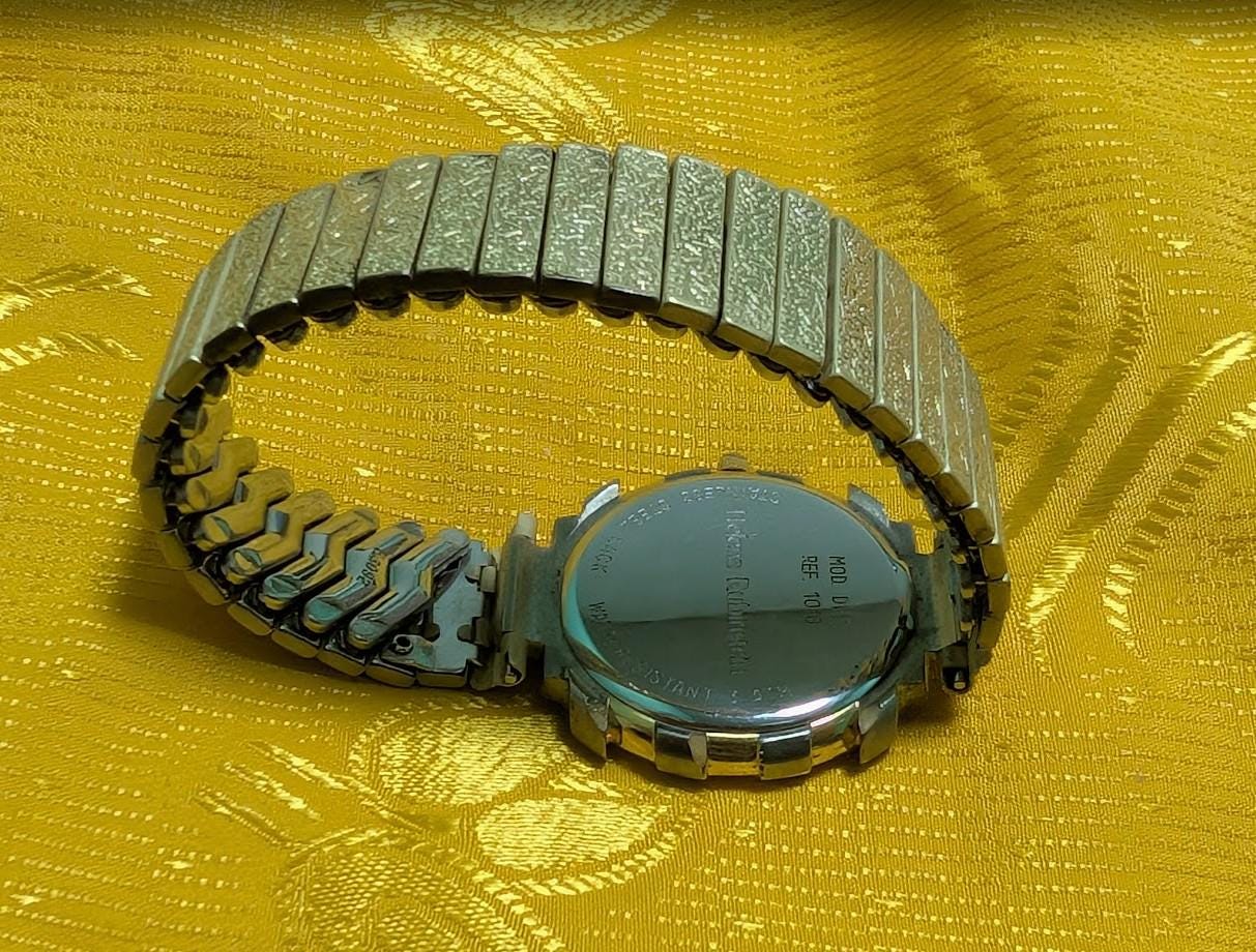RARE Helena Rubinstein Ref 1018 Vintage Pre-Owned Quartz Watch 32mm Expansion Bracelet For Parts Repair Swiss Made