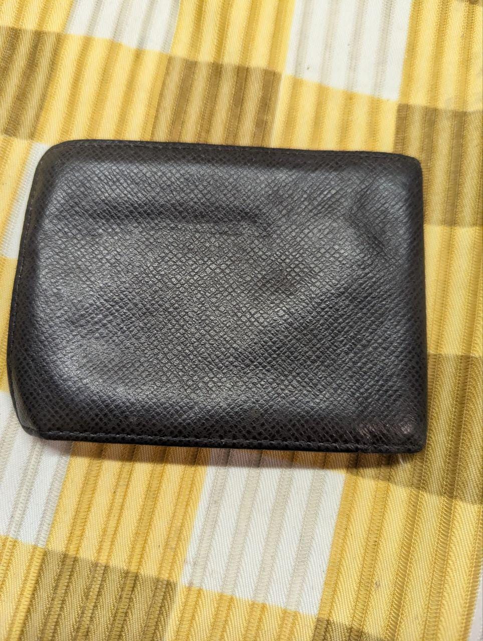Louis Vuitton Leather Bifold Wallet Black Compact Mens Wallet Designer Wallet Pre Owned Authentic Made in France