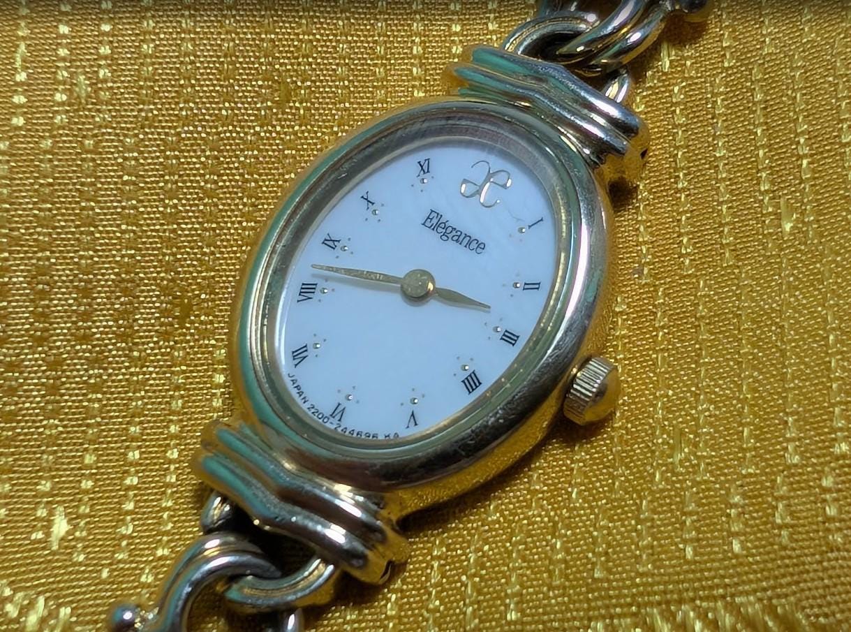 Rare Vintage Pre-Owned Citizen Elegance 2200-241266 Ladies Quartz Watch Original Bracelet White Dial Japan Working Dress Watch