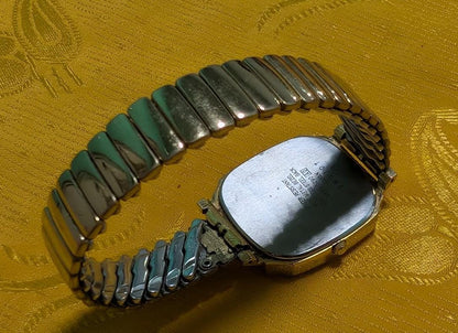RARE Vintage Pre-Owned Alba Estate V801-5290 Quartz Watch, 27mm Silver Tone Square Case, Japan Movement, New Battery, Working Video, Retro Unisex Gift