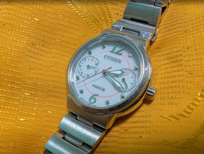 Vintage Pre-Owned Citizen Wicca 8635-S066085 Solar Watch 30mm Original Bracelet Japan Running Video White Dial
