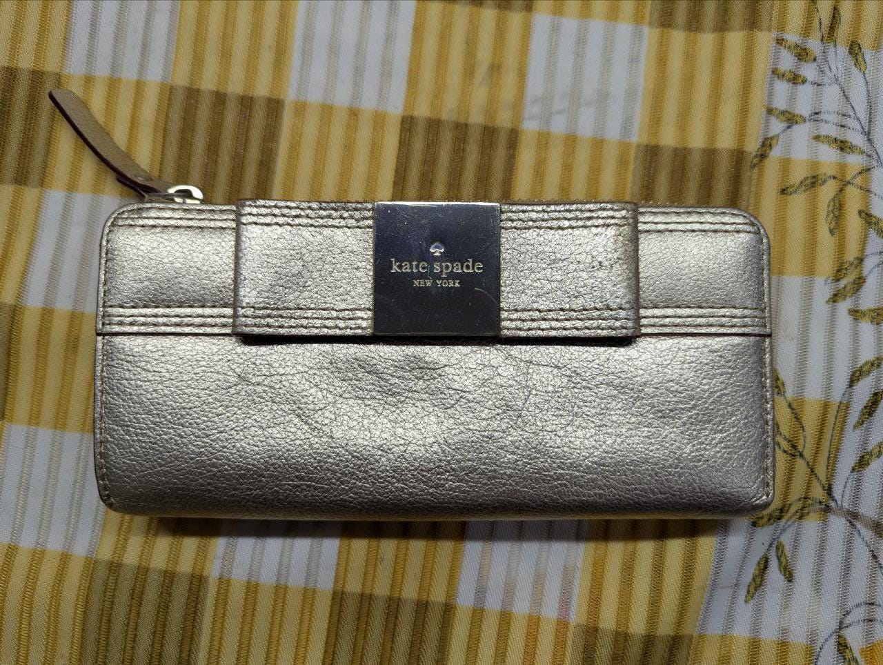 Kate Spade New York Metallic Gold Leather Wallet Zip Around Long Wallet Designer Womens Wallet Pre Owned Authentic