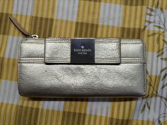 Kate Spade New York Metallic Gold Leather Wallet Zip Around Long Wallet Designer Womens Wallet Pre Owned Authentic