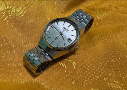 Vintage Pre-Owned Seiko King Quartz 4822-8010 Japan Watch 36mm Stainless Steel Case Date Original Bracelet Parts Restoration