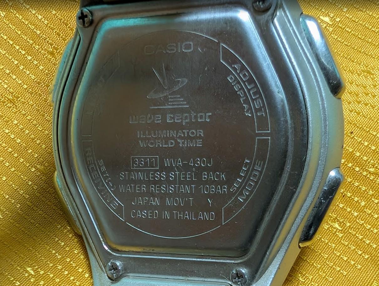 Vintage Pre-Owned Casio Wave Ceptor WVA-430J Tough Solar Blue Dial Radio Controlled Japan Watch Steel Bracelet