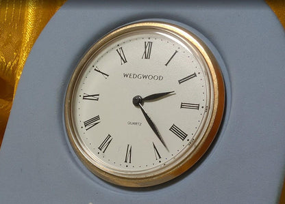 Vintage Pre-Owned Wedgwood Blue Jasperware Desk Clock Quartz England Cherubs Mini Mantel Clock Working New Battery
