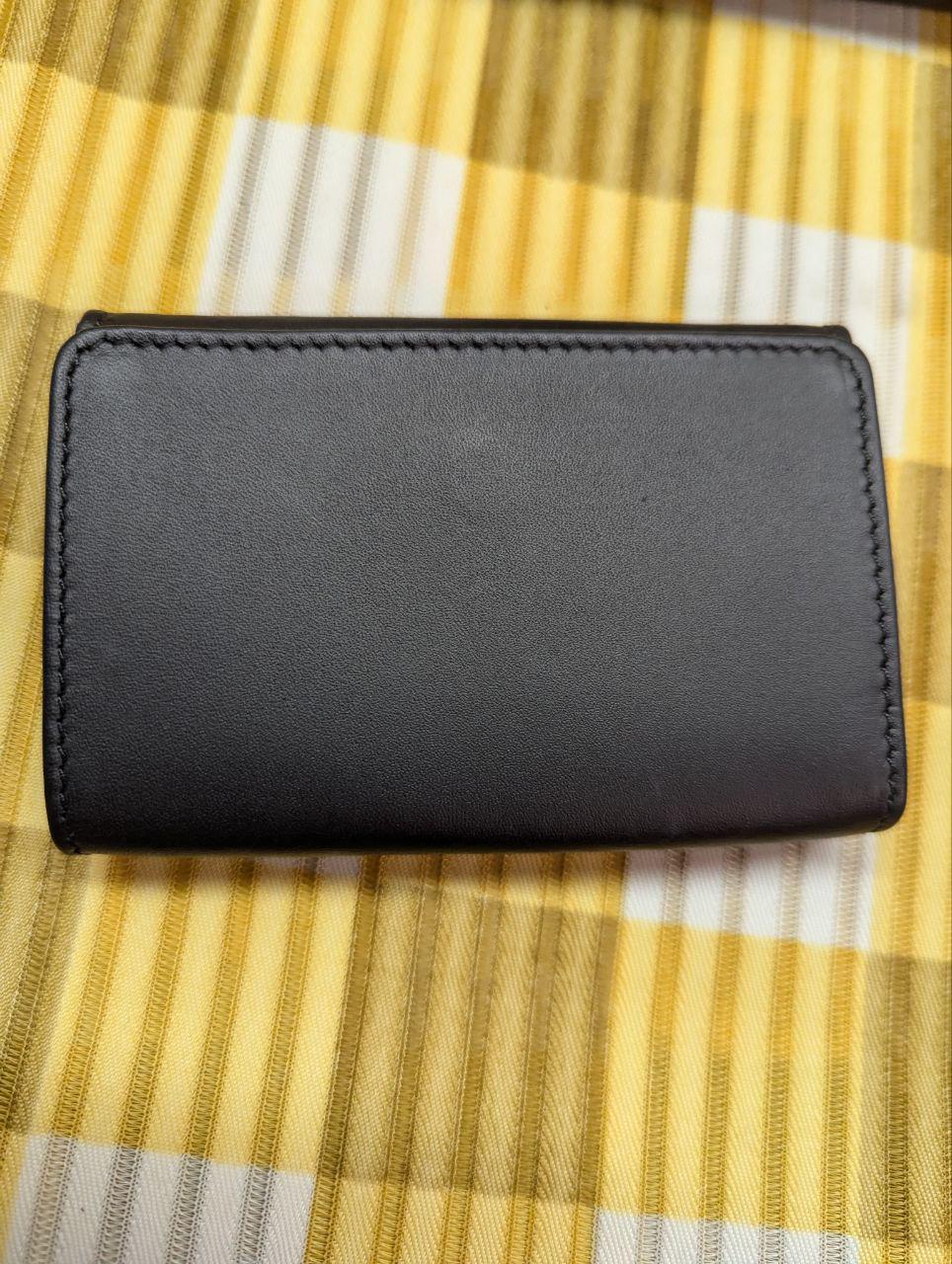 Pre-Owned TRION bifold Wallet Black with Bag & Box