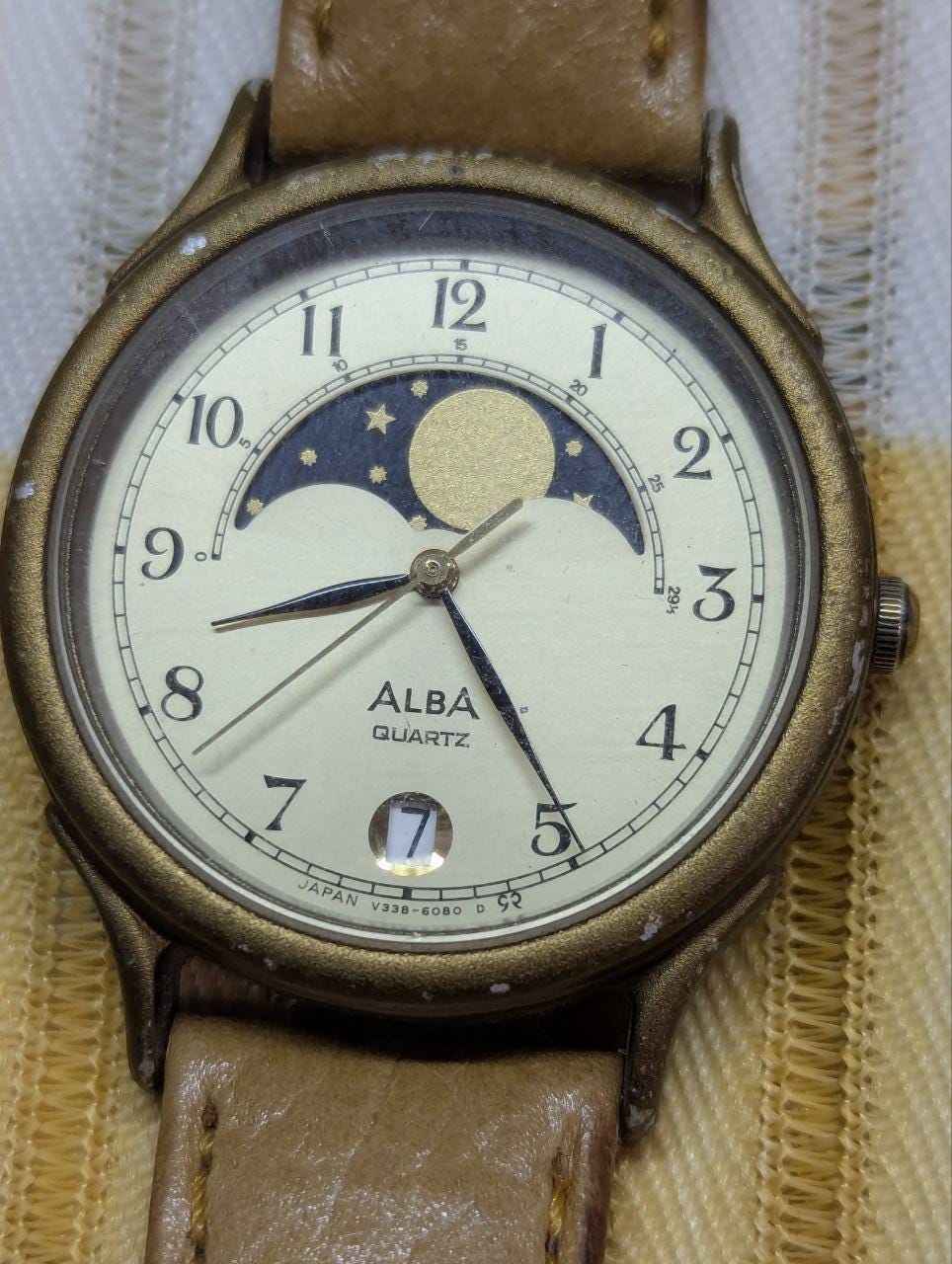 Vintage Pre-Owned Rare Seiko Alba V338-6020 Moon Phase Quartz Watch Cream Dial Brown Leather Strap Japan Date