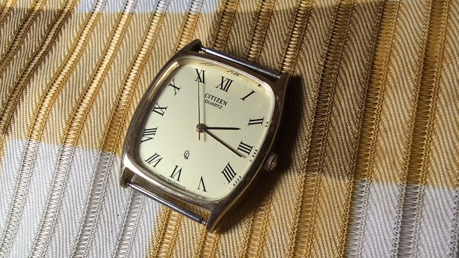 Citizen 4-712277 Y Vintage Quartz Watch New Battery Roman Dial