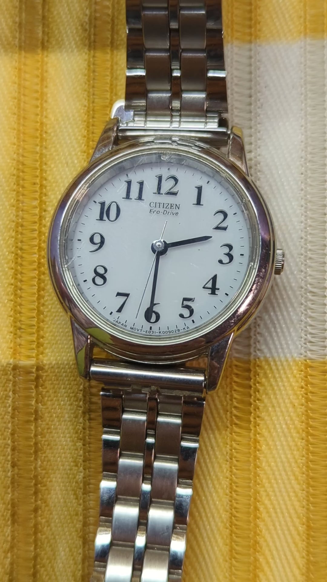 Vintage Citizen Eco-Drive E031-K006074-CK Solar White Dial Watch